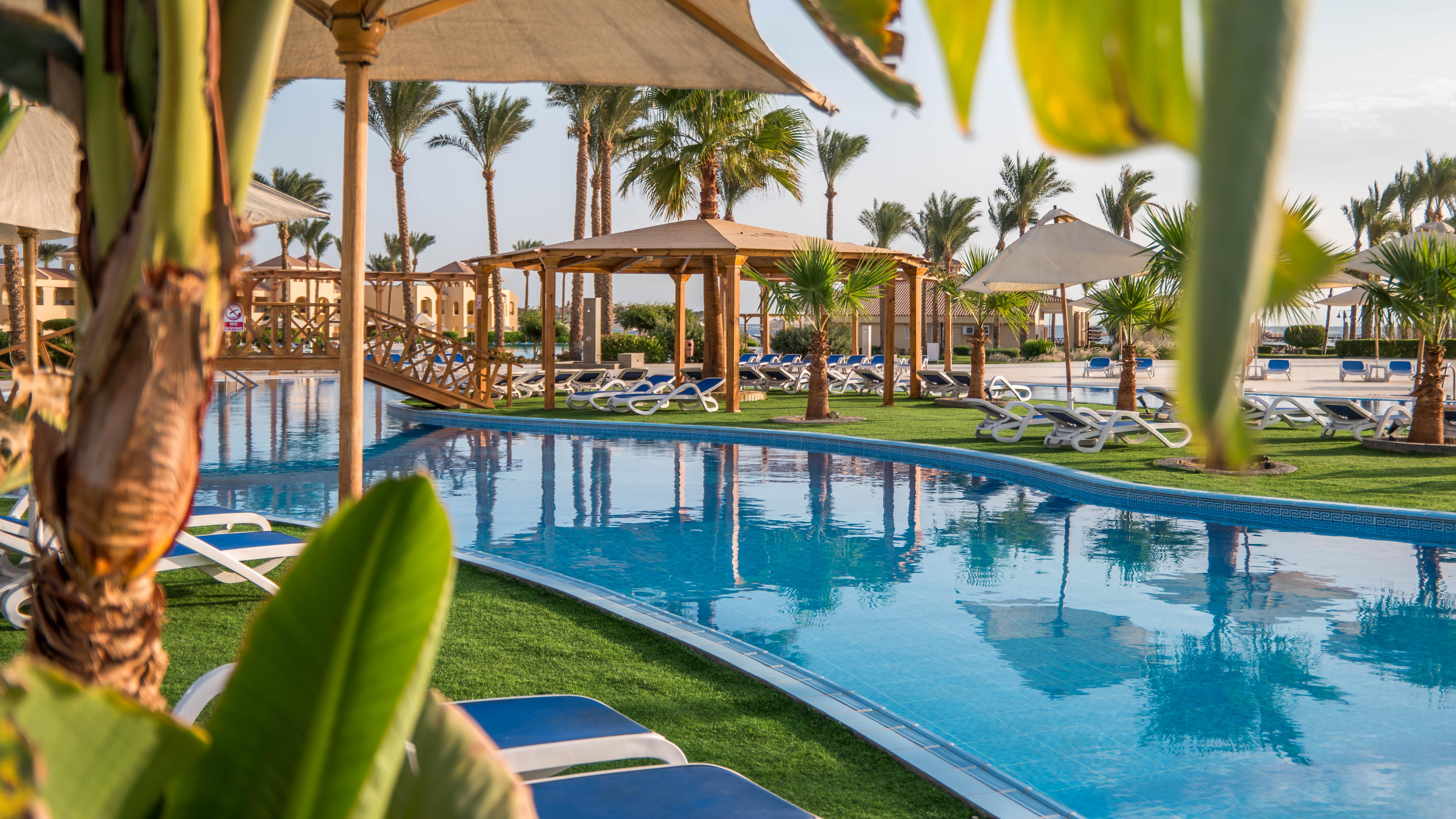 Cleopatra Luxury Resort Makadi Bay Hurghada Exterior foto
