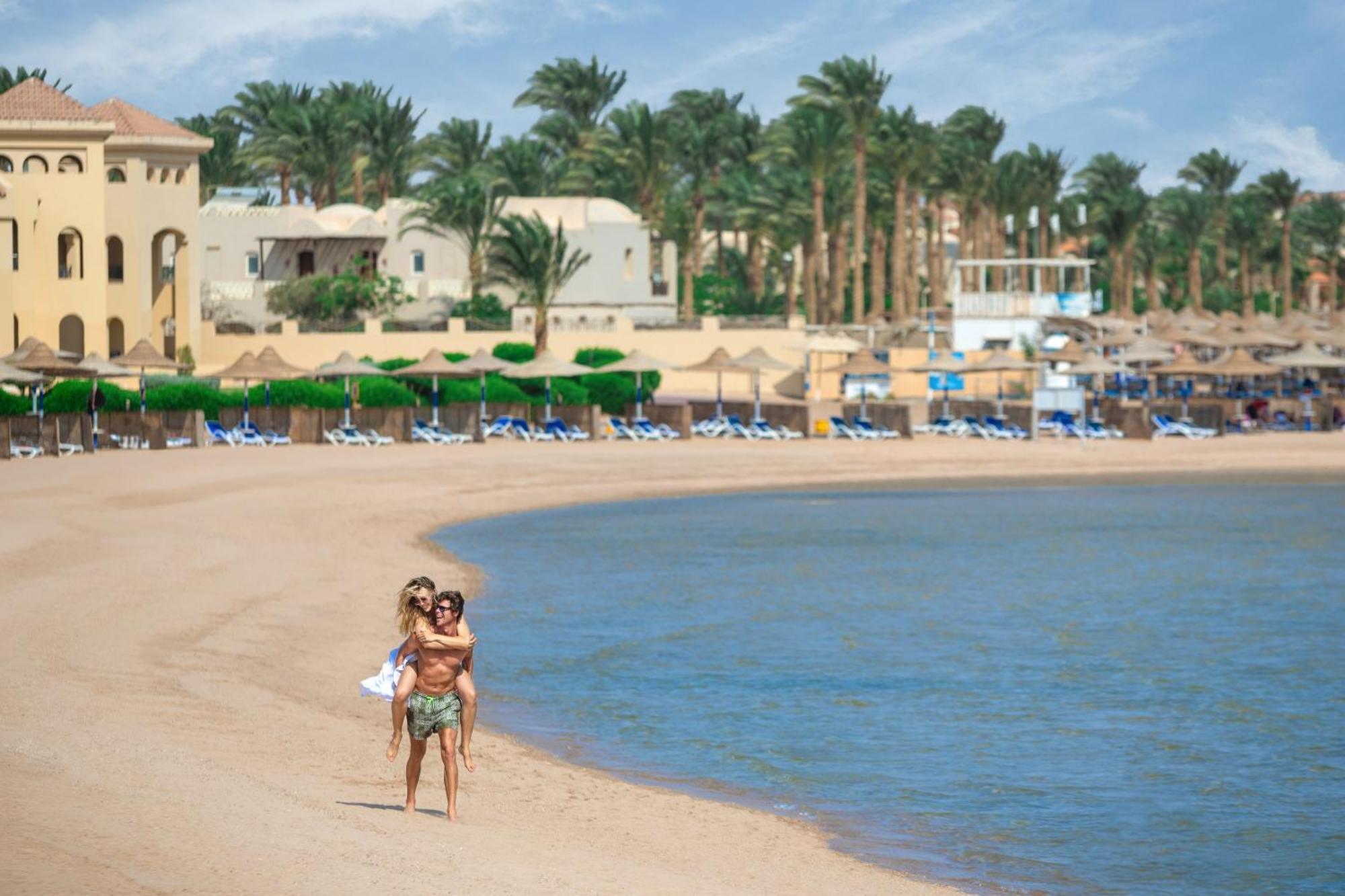 Cleopatra Luxury Resort Makadi Bay Hurghada Exterior foto