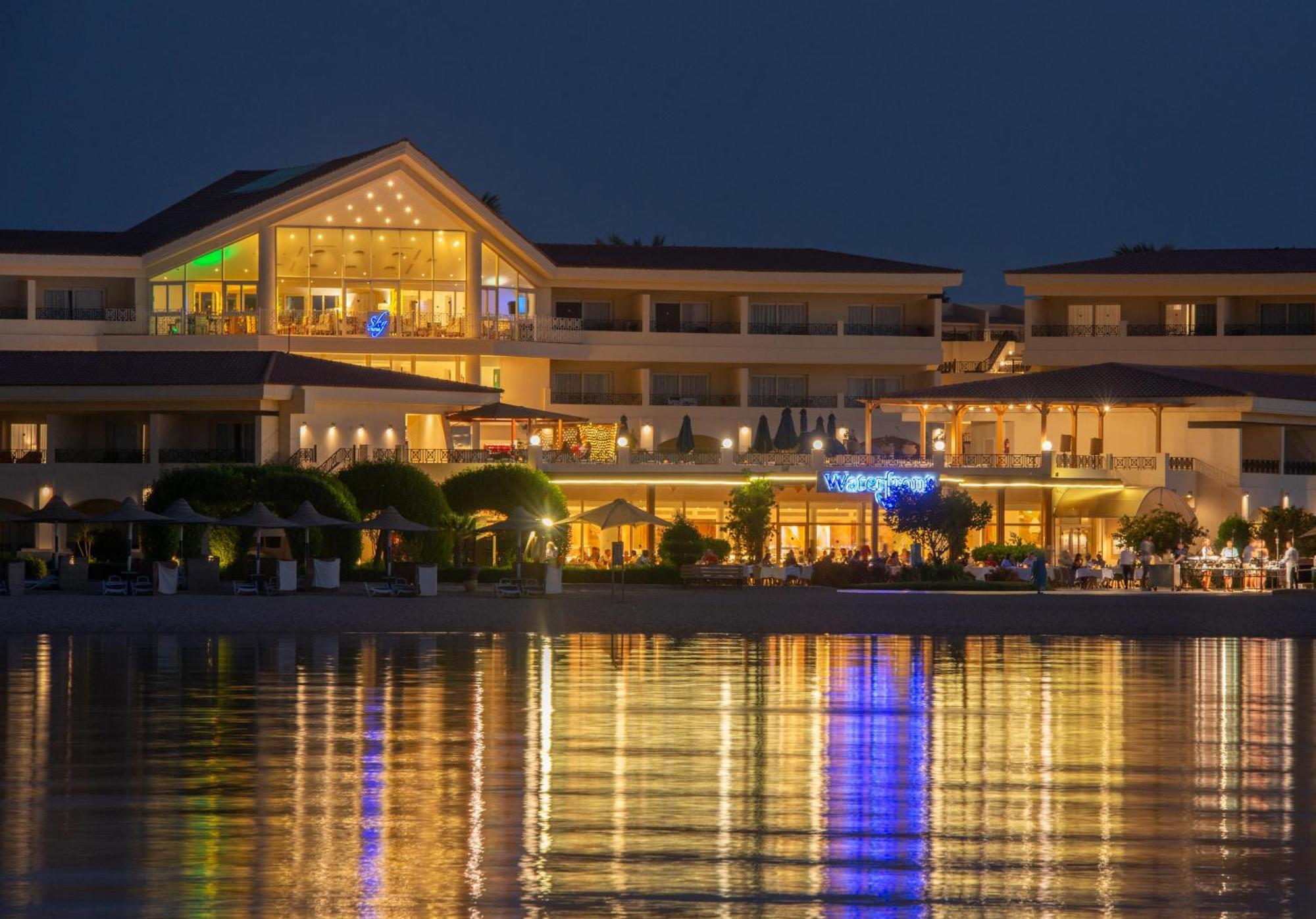 Cleopatra Luxury Resort Makadi Bay Hurghada Exterior foto